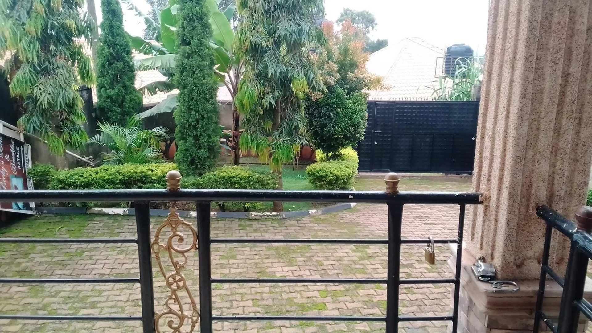 Aidah Bed And Breakfast Seguku Katale Kampala Uganda